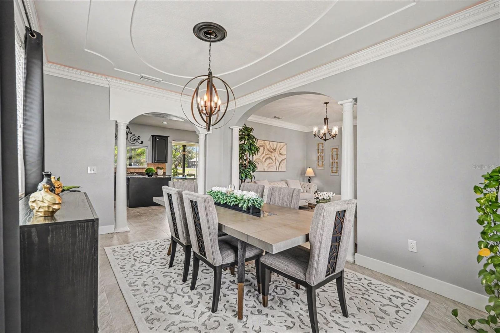 Single Family Residence at 12915 CARLINGTON LN, RIVERVIEW, photo 6 of 38