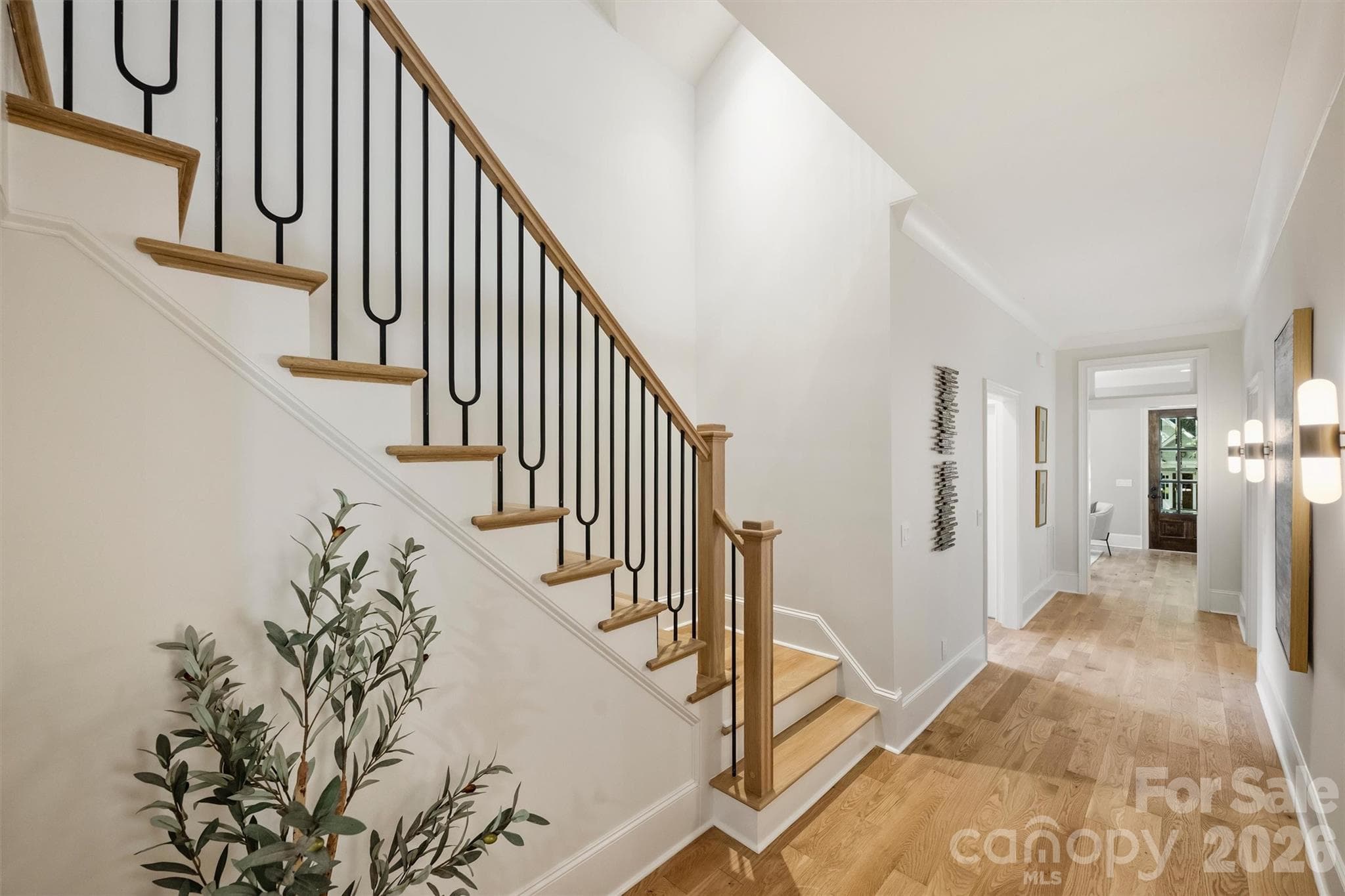 Single Family Residence at 509 E Tremont Avenue, Charlotte, photo 8 of 48