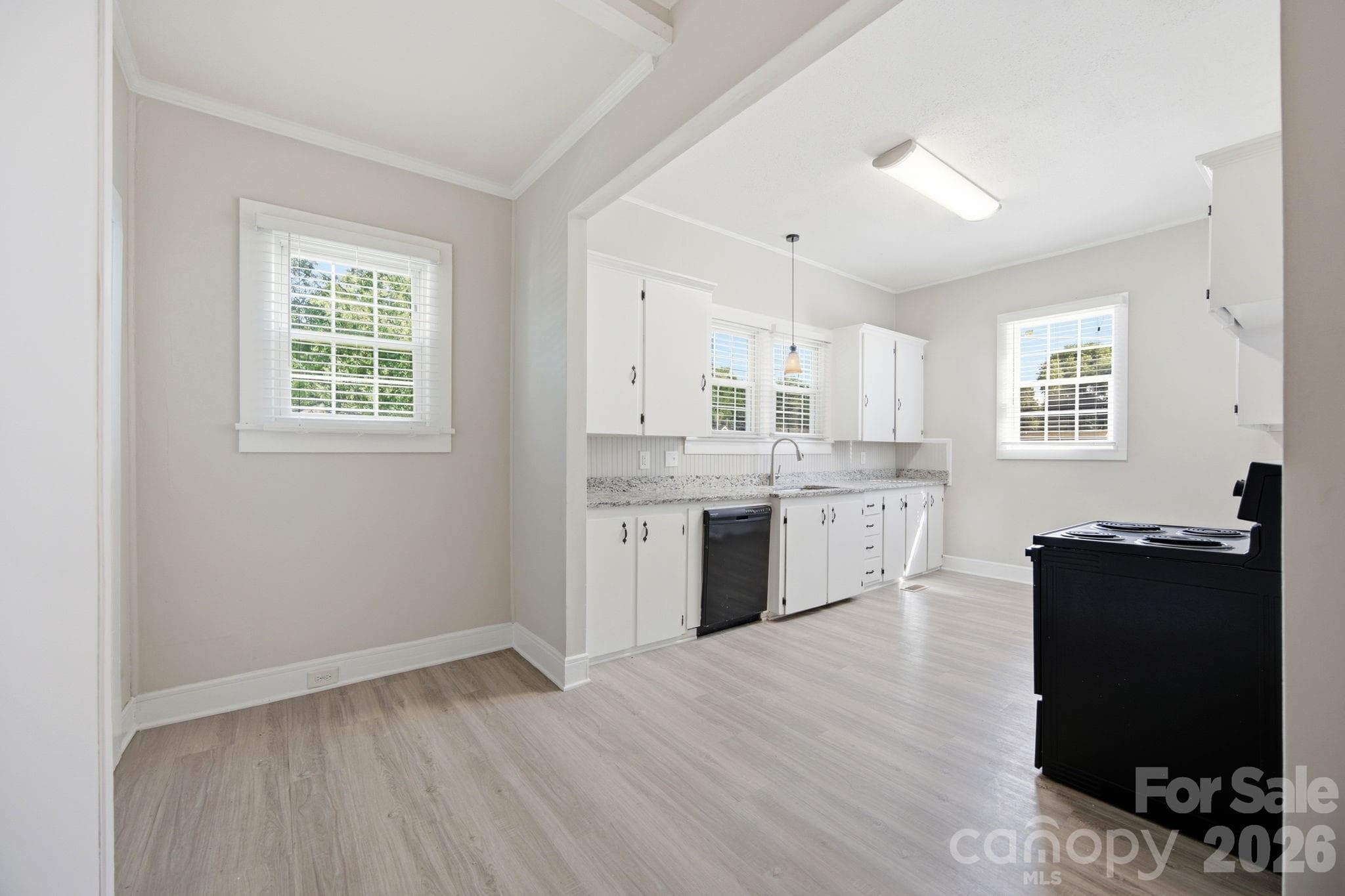 Single Family Residence at 306 York Avenue, Kannapolis, photo 15 of 39