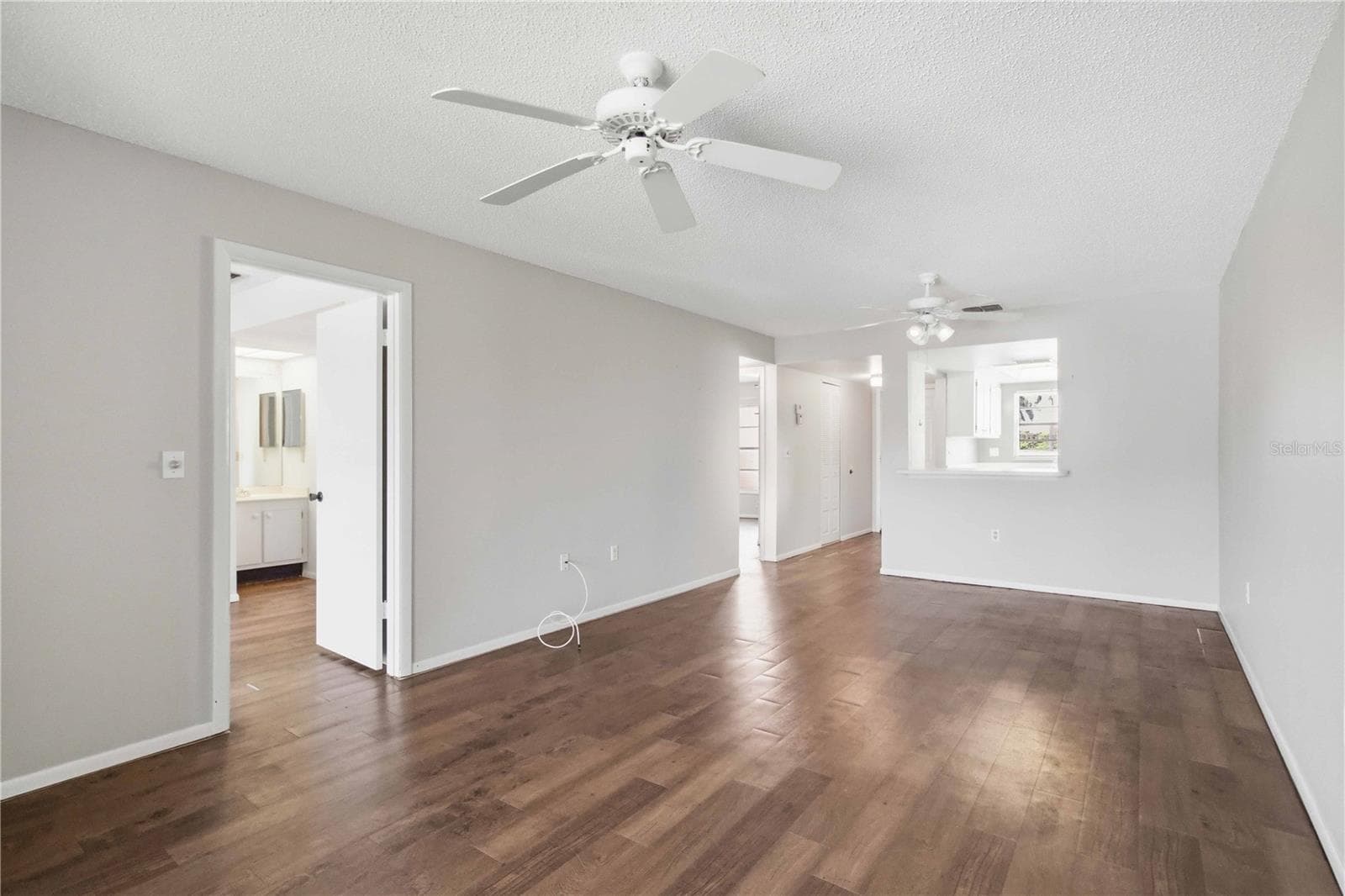 Condominium at 6032 7TH AVE W #6032, BRADENTON, photo 12 of 38