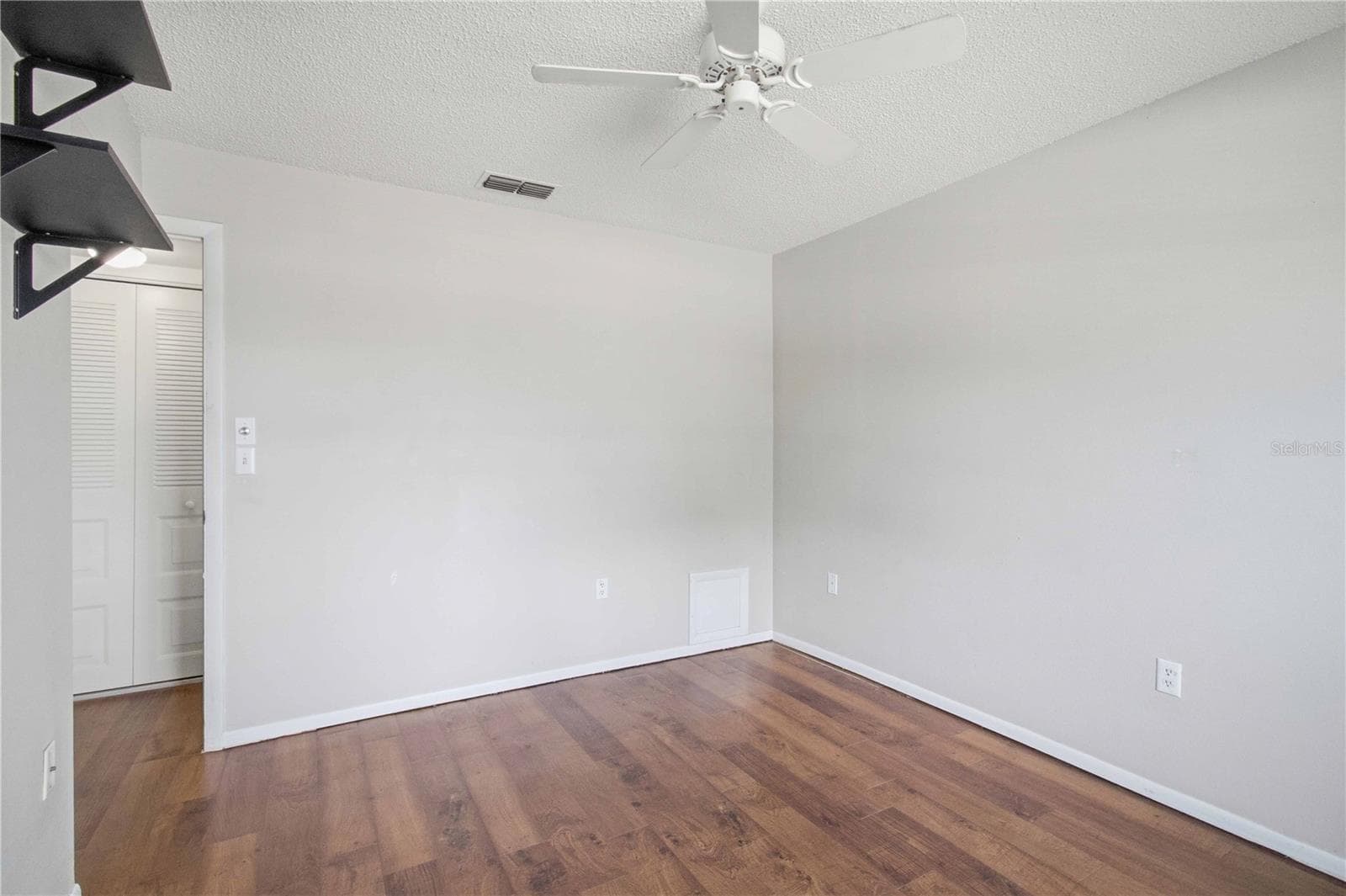 Condominium at 6032 7TH AVE W #6032, BRADENTON, photo 24 of 38