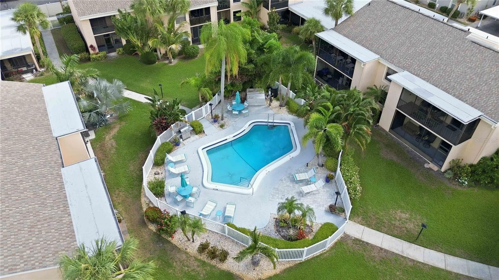 Condominium at 6032 7TH AVE W #6032, BRADENTON, photo 37 of 38