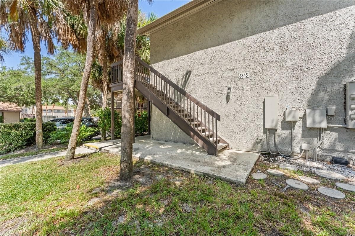 Condominium at 6345 NEWTOWN CIR #45B2, TAMPA, photo 28 of 37