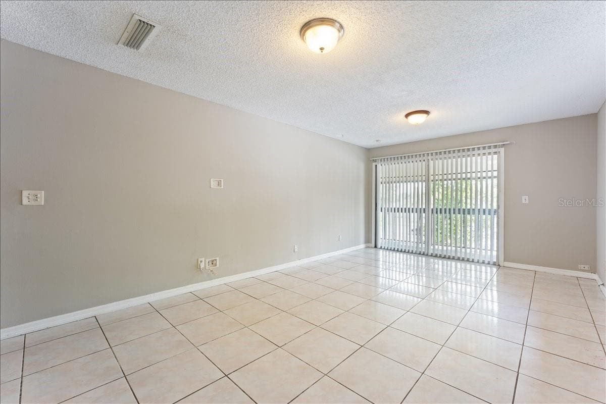 Condominium at 6345 NEWTOWN CIR #45B2, TAMPA, photo 9 of 37