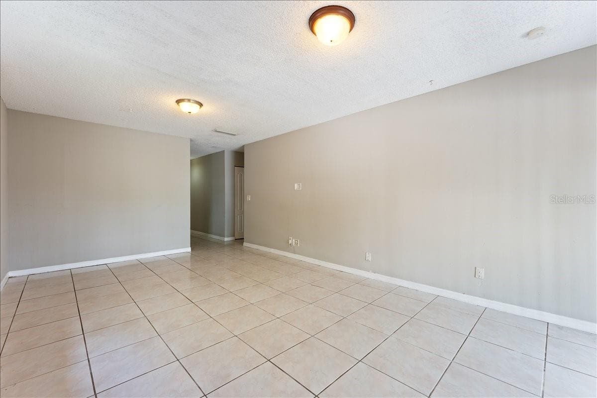 Condominium at 6345 NEWTOWN CIR #45B2, TAMPA, photo 10 of 37
