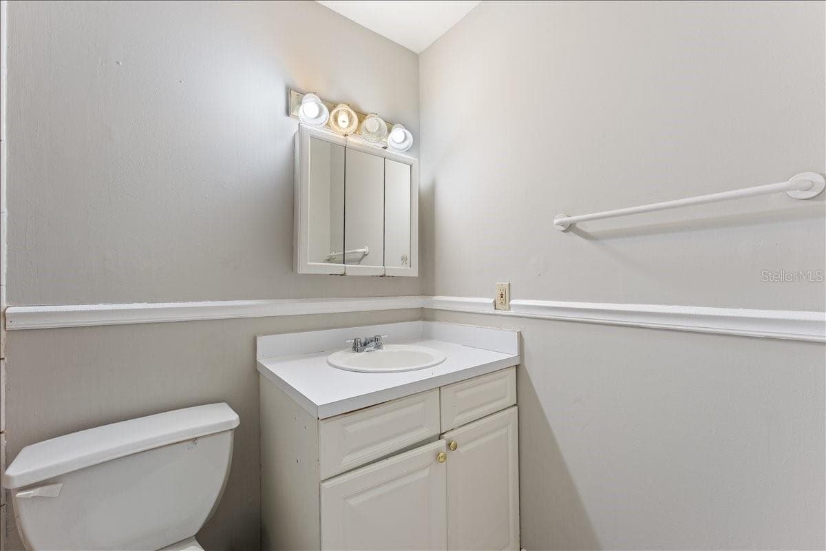 Condominium at 6345 NEWTOWN CIR #45B2, TAMPA, photo 20 of 37