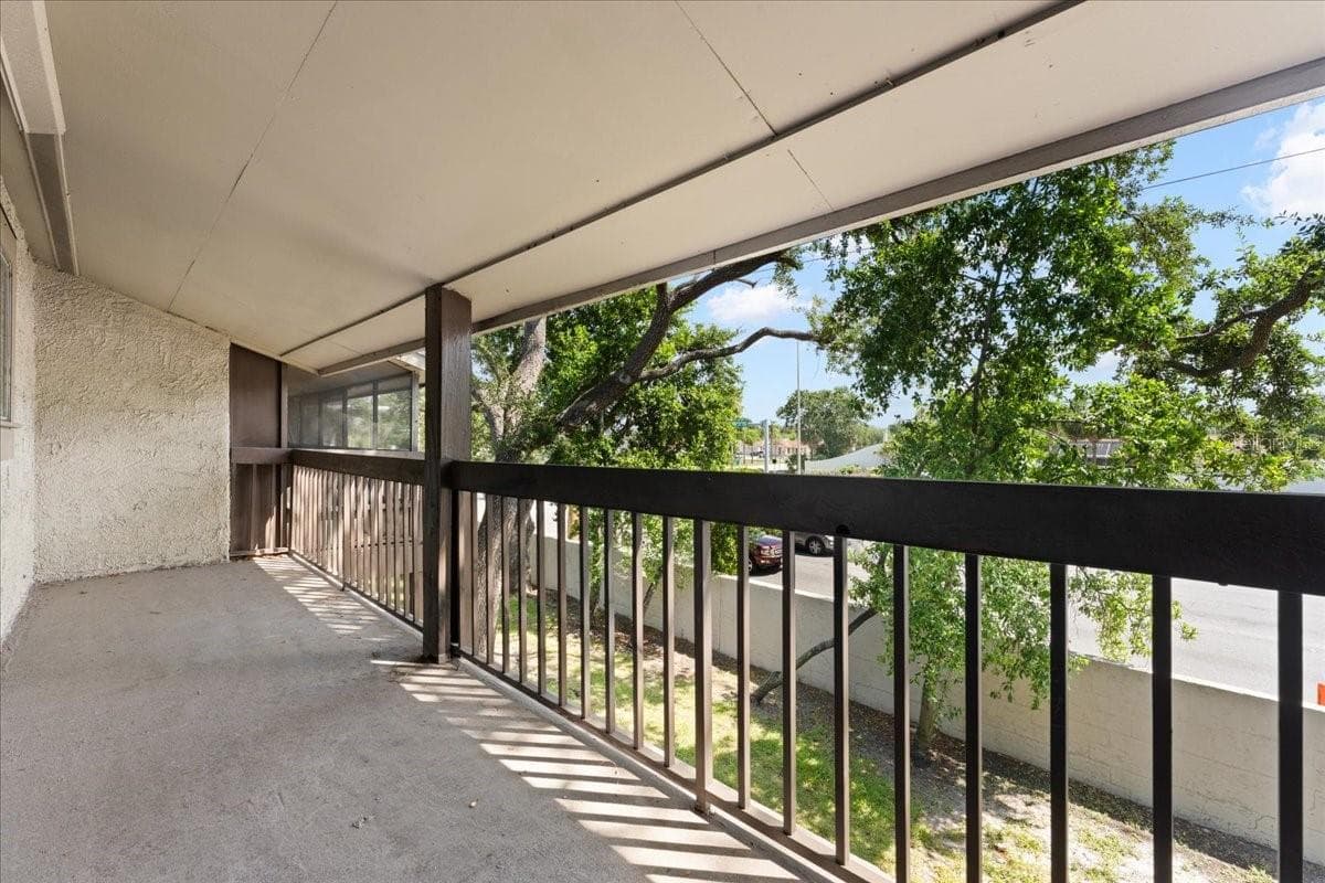 Condominium at 6345 NEWTOWN CIR #45B2, TAMPA, photo 25 of 37