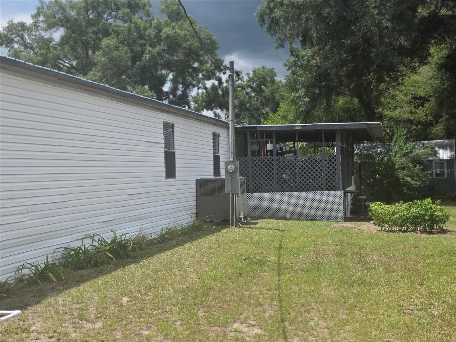 Manufactured Home at 8456 SW STATE ROAD 47, LAKE CITY, photo 29 of 31