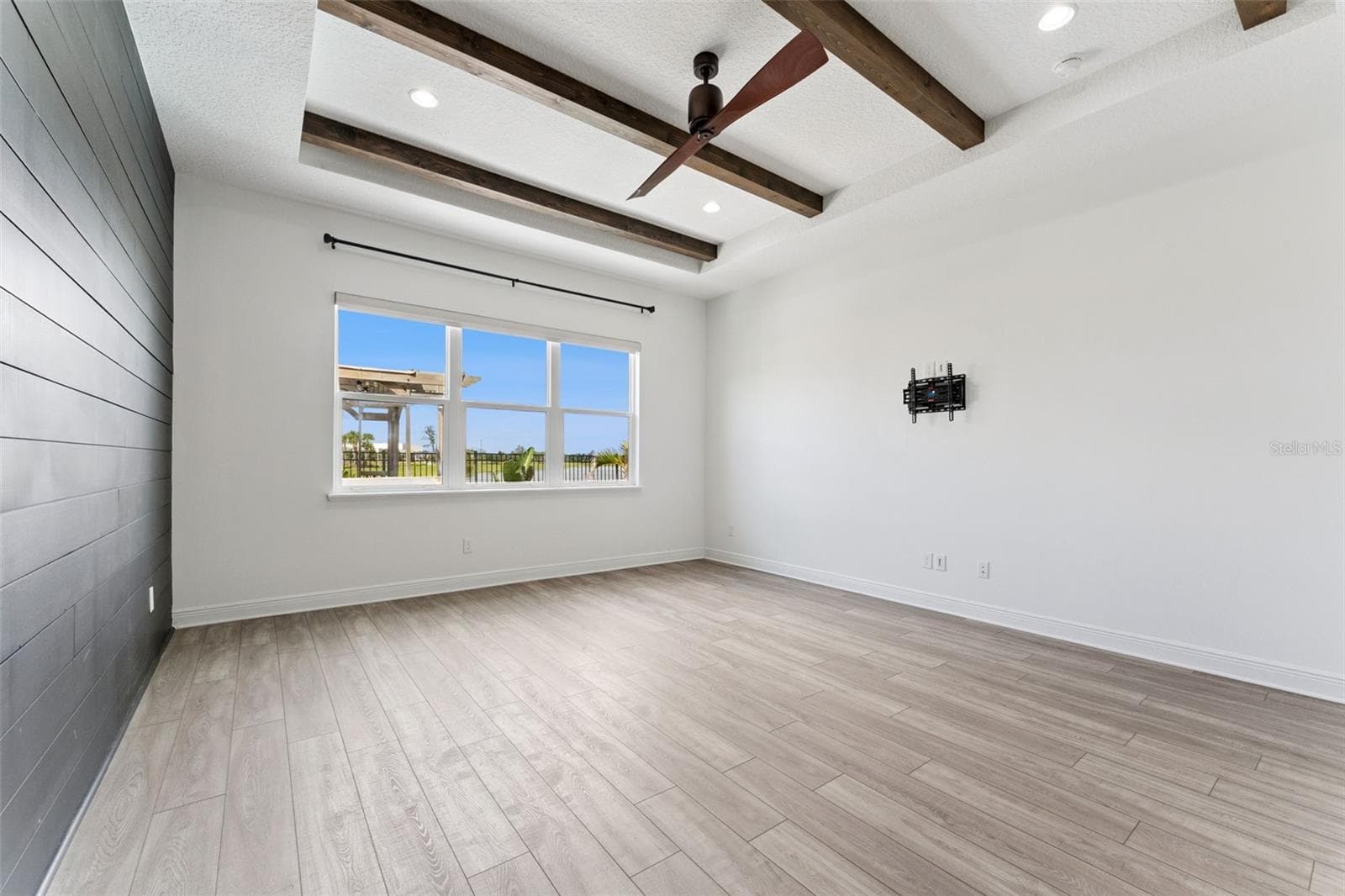 Single Family Residence at 9652 ENGLISH LAUREL CT, ORLANDO, photo 20 of 52