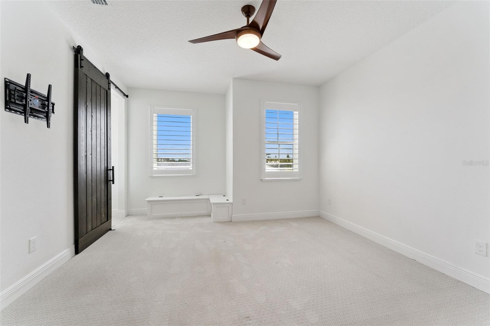 Single Family Residence at 9652 ENGLISH LAUREL CT, ORLANDO, photo 31 of 52