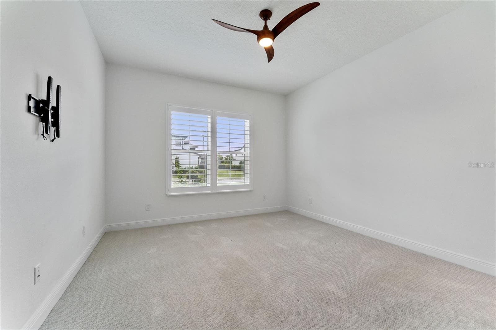 Single Family Residence at 9652 ENGLISH LAUREL CT, ORLANDO, photo 33 of 52