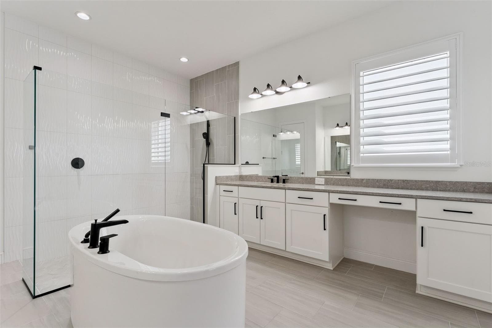 Single Family Residence at 9652 ENGLISH LAUREL CT, ORLANDO, photo 35 of 52