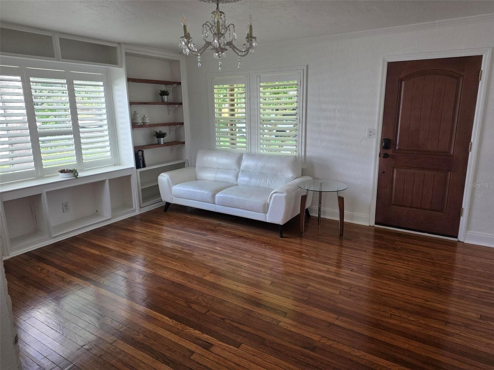 Single Family Residence at 734 37TH AVE N, ST PETERSBURG, photo 8 of 15