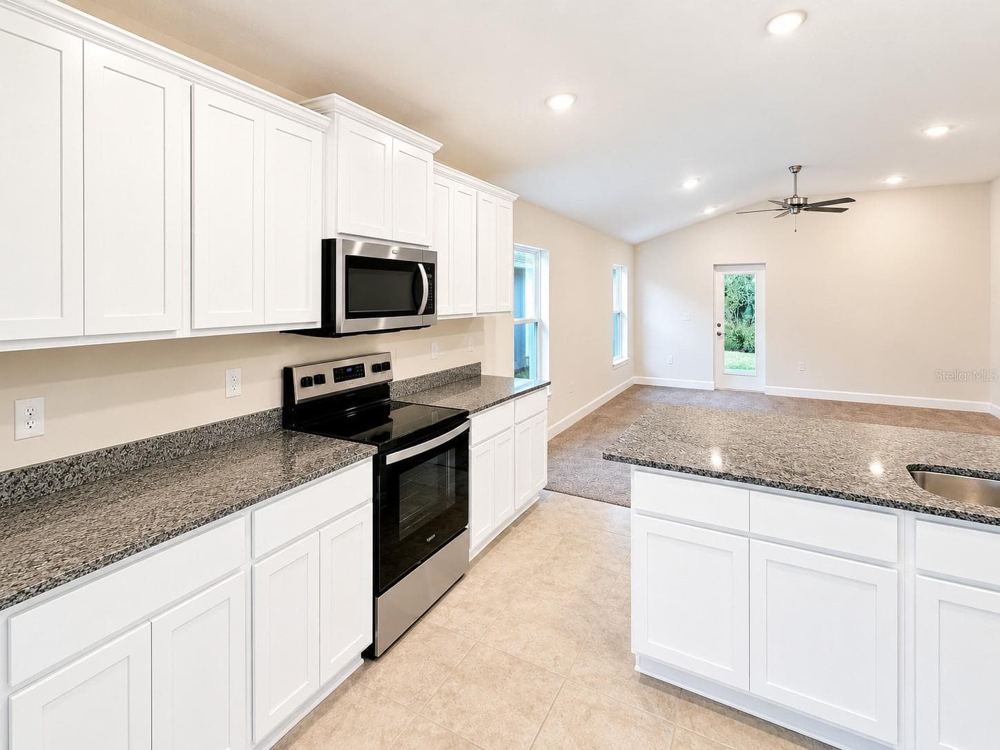 Spacious Kitchen - 7528 BENT TREE LOOP, ST CLOUD