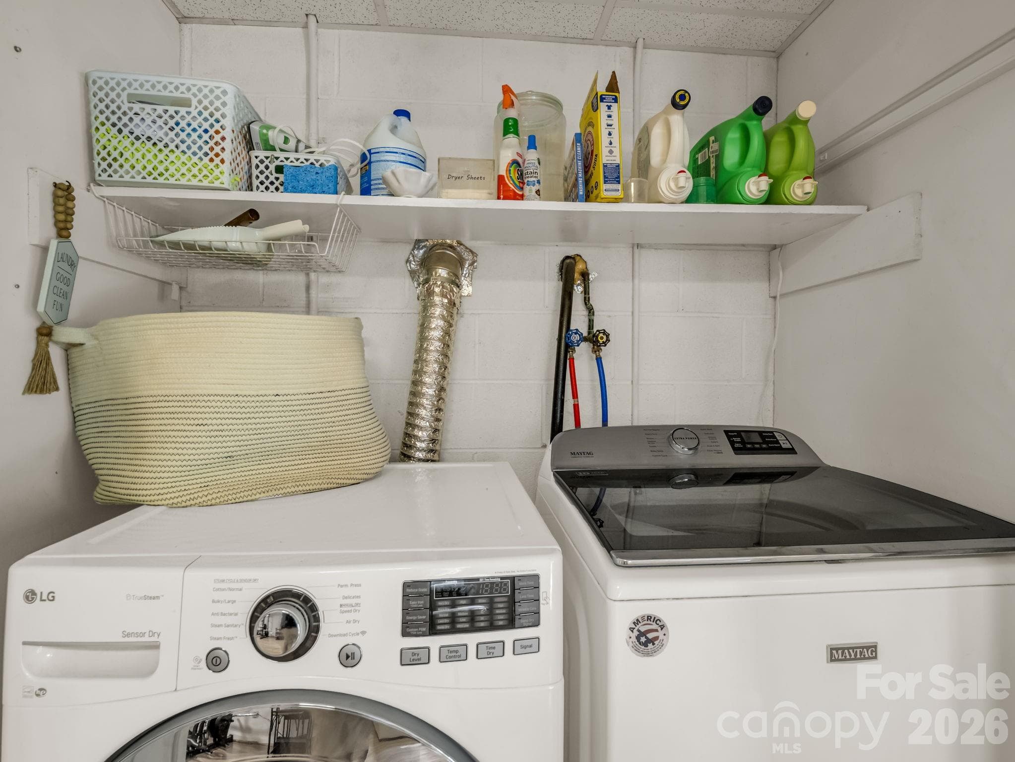 laundry - 2720 Steeplechase Road, Gastonia