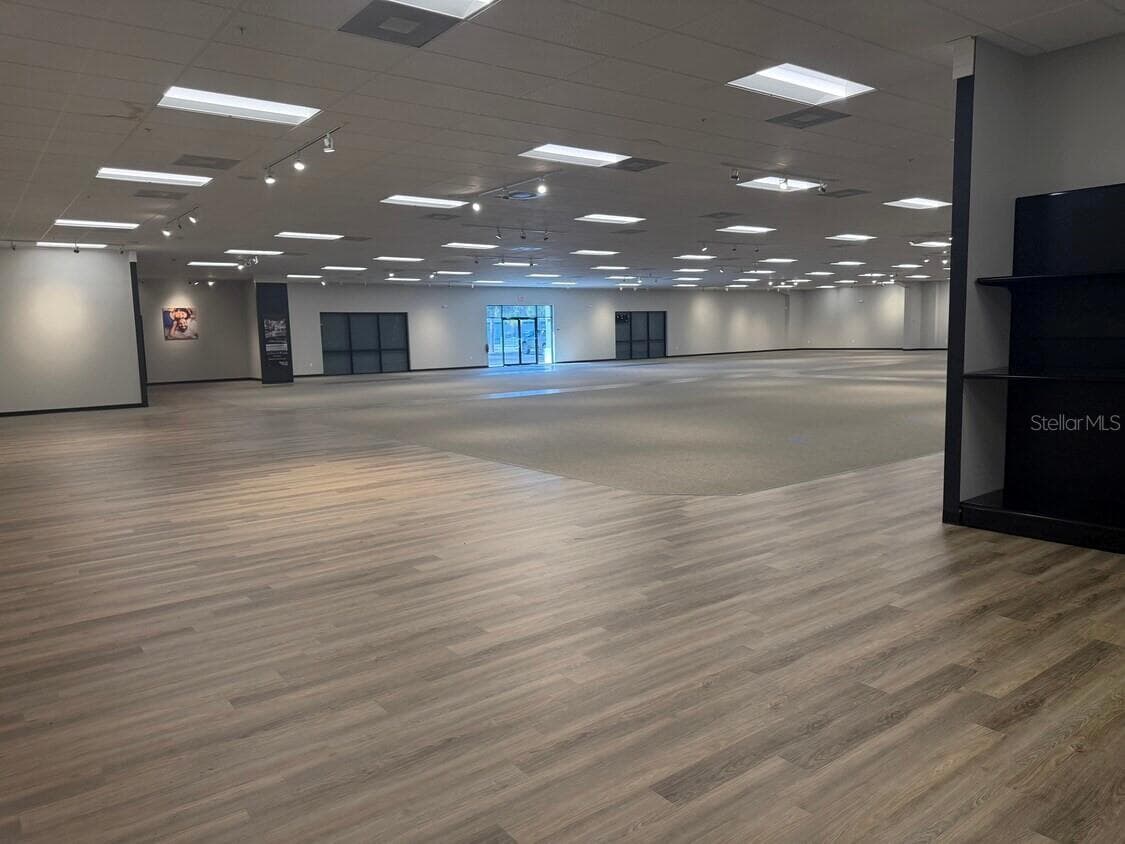Retail at 311 S RIDGEWOOD AVE, EDGEWATER, photo 5 of 20