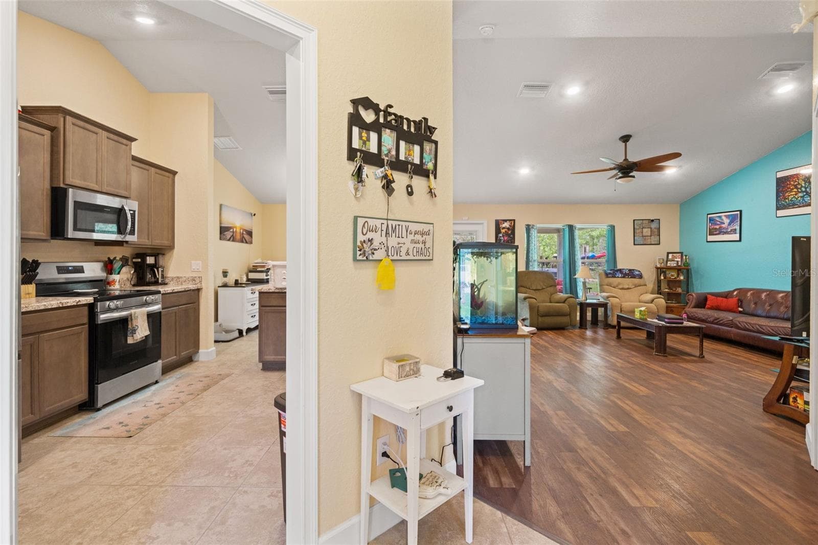 Single Family Residence at 18336 MACEK RD, WEEKI WACHEE, photo 9 of 67