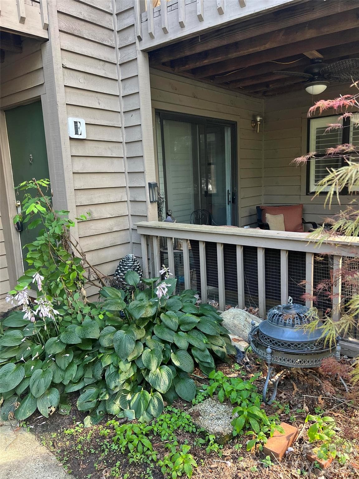 Condominium at Clover, photo 2 of 3