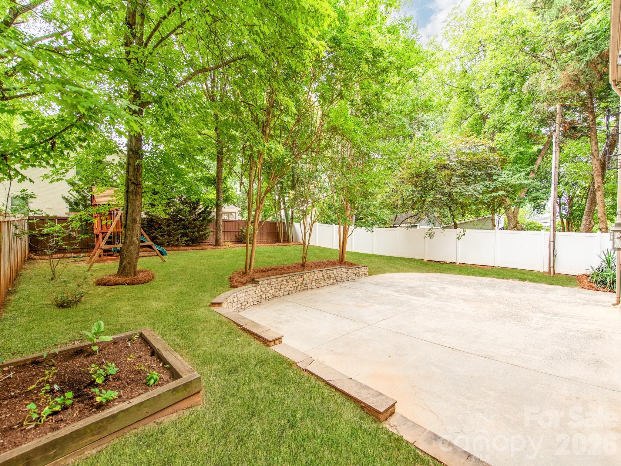 Single Family Residence at Charlotte, photo 40 of 41