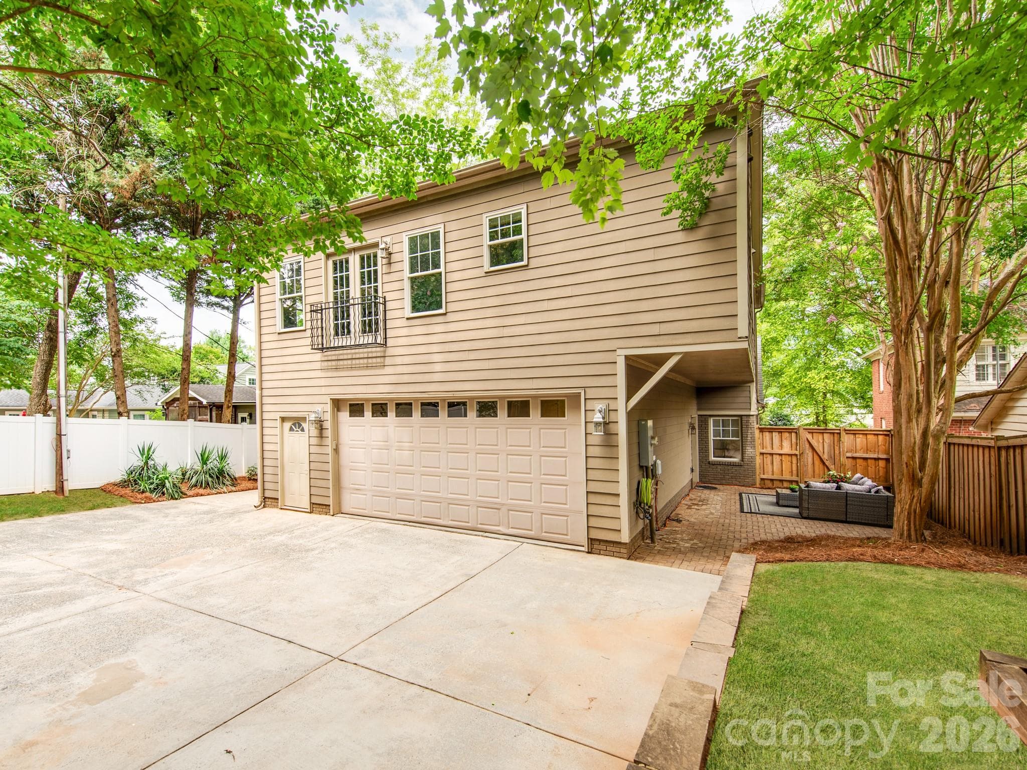 Attached 2 Car Garage Rear Load Inside Gate - Charlotte