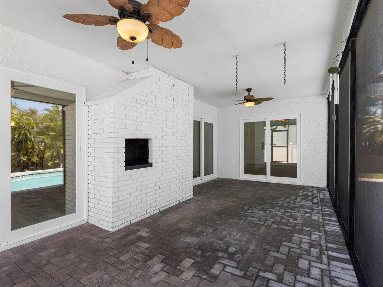 Single Family Residence at 562 JOHNS PASS AVE, MADEIRA BEACH, photo 33 of 89