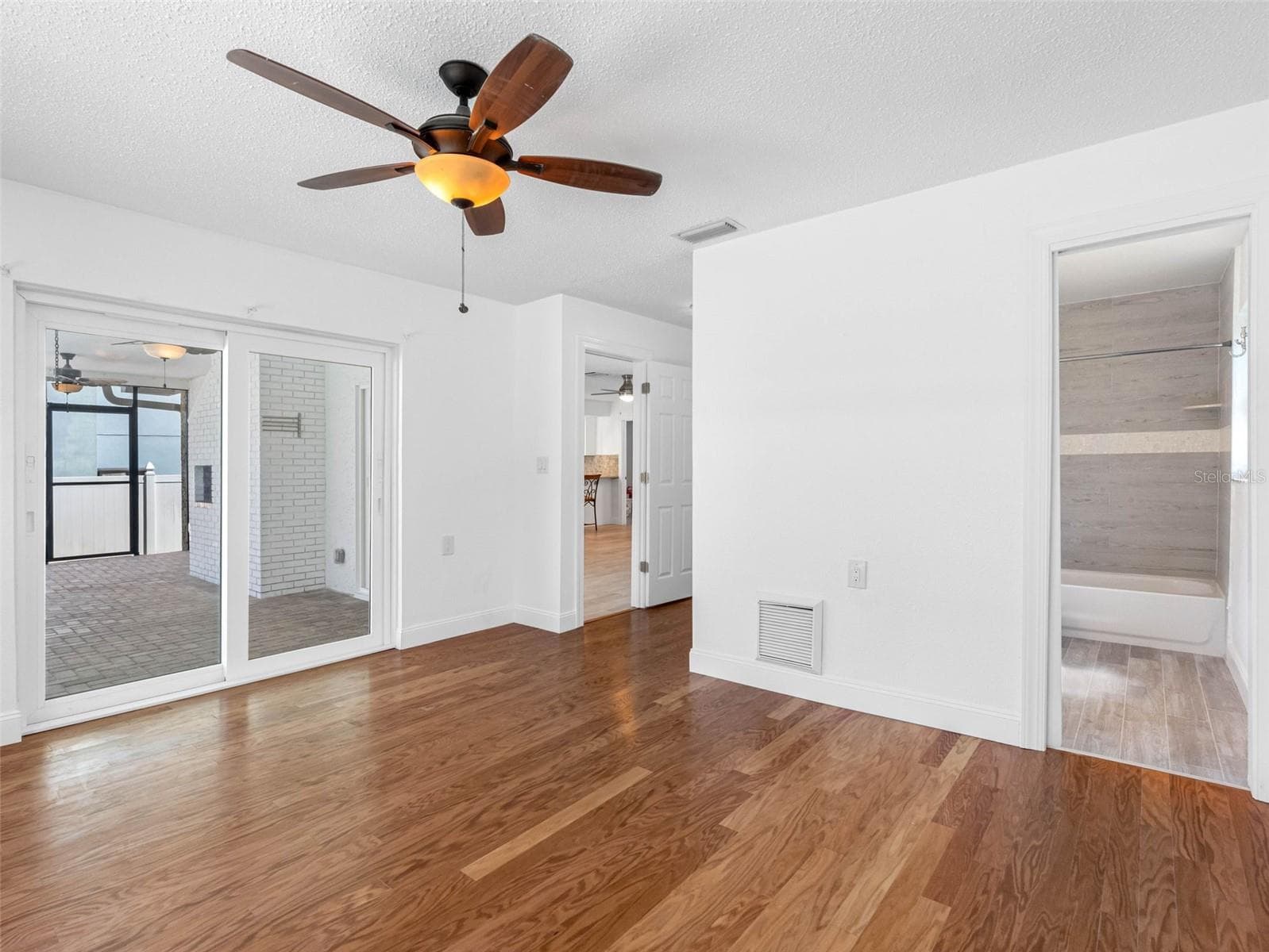 Single Family Residence at 562 JOHNS PASS AVE, MADEIRA BEACH, photo 42 of 89