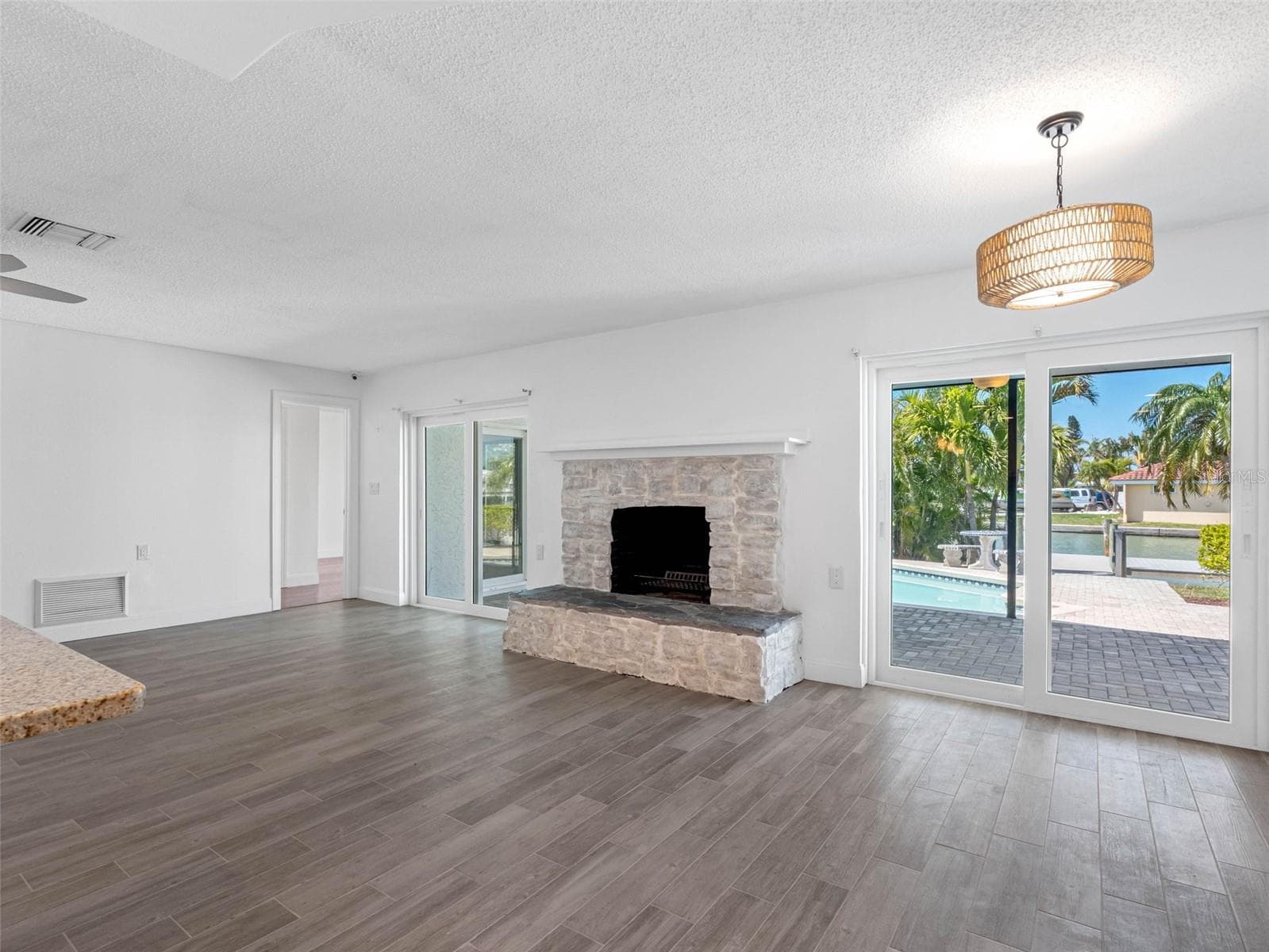 Single Family Residence at 562 JOHNS PASS AVE, MADEIRA BEACH, photo 52 of 89