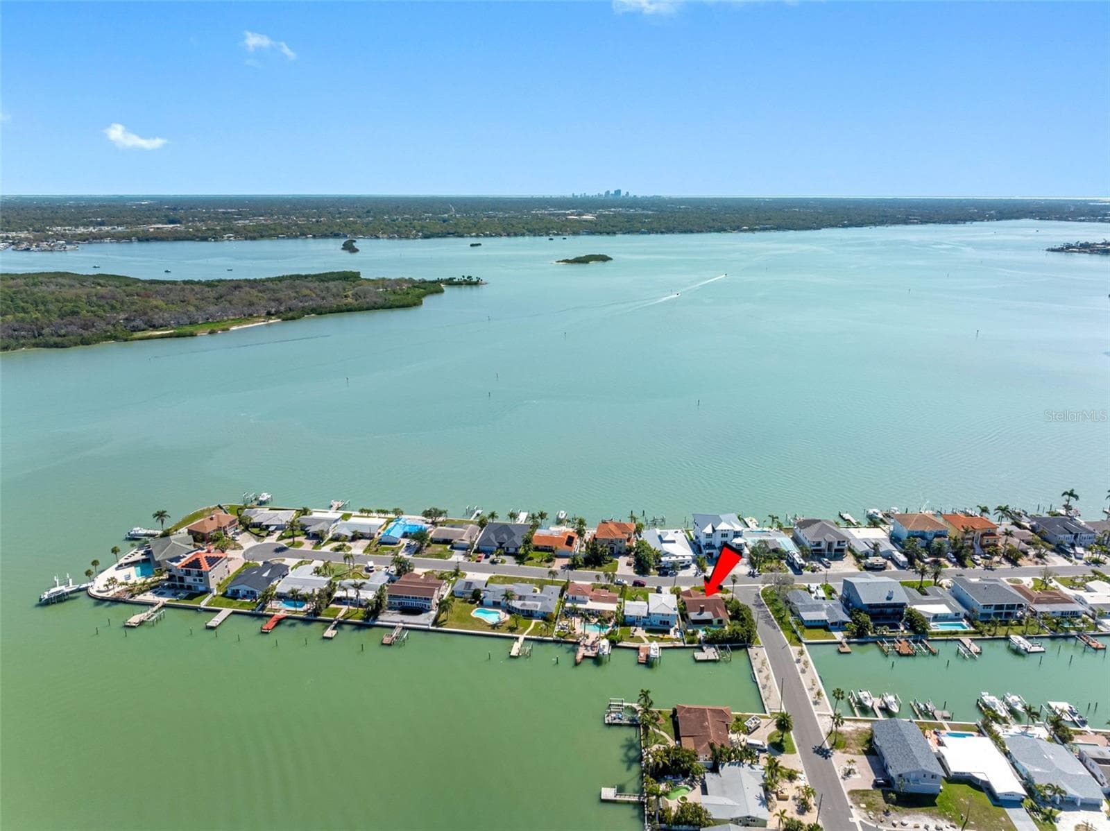 Single Family Residence at 562 JOHNS PASS AVE, MADEIRA BEACH, photo 83 of 89