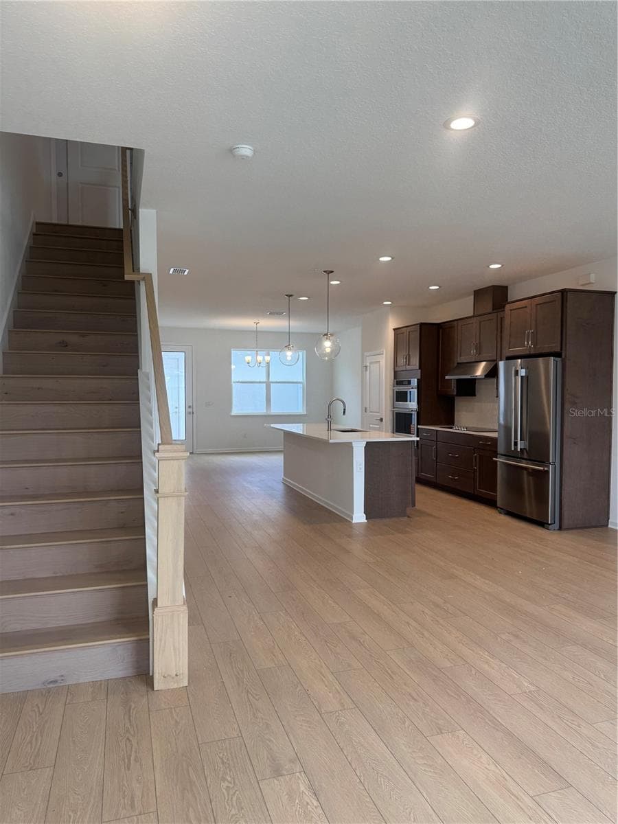 Single Family Residence at 1868 CROWNCREST DR, APOPKA, photo 2 of 20
