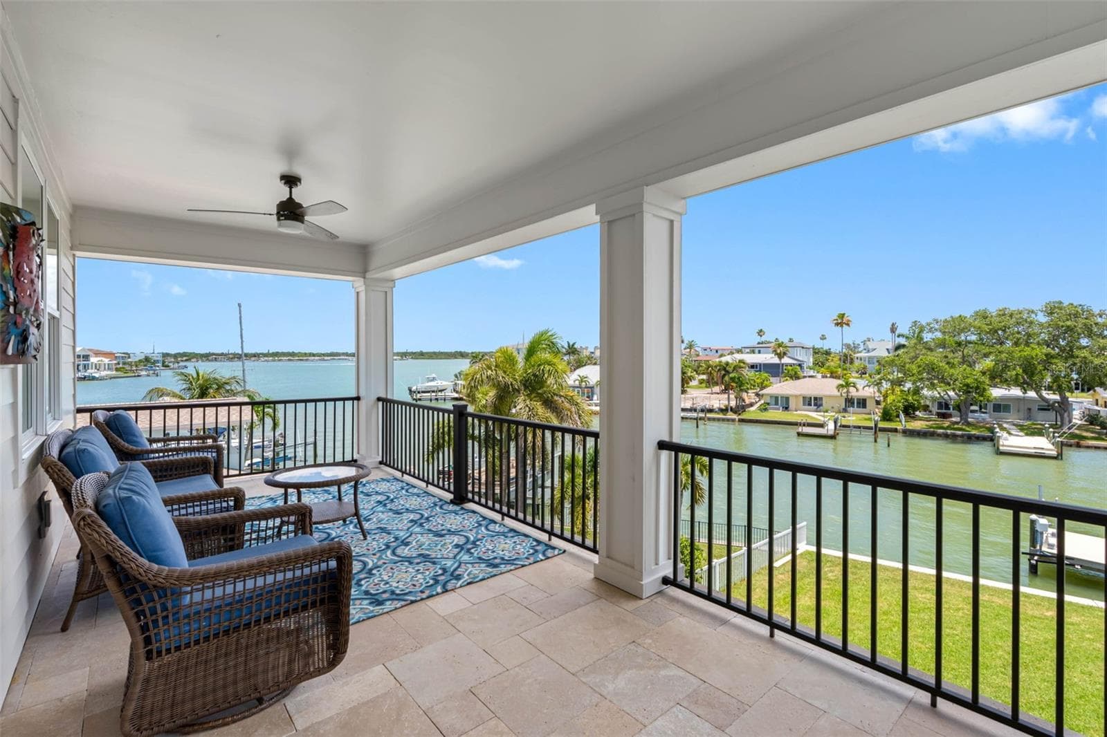 Single Family Residence at 16025 REDINGTON DR, REDINGTON BEACH, photo 3 of 68