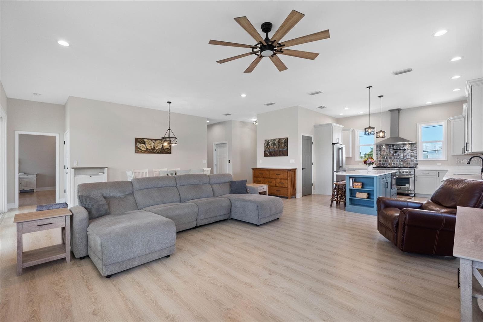 Single Family Residence at 16025 REDINGTON DR, REDINGTON BEACH, photo 16 of 68