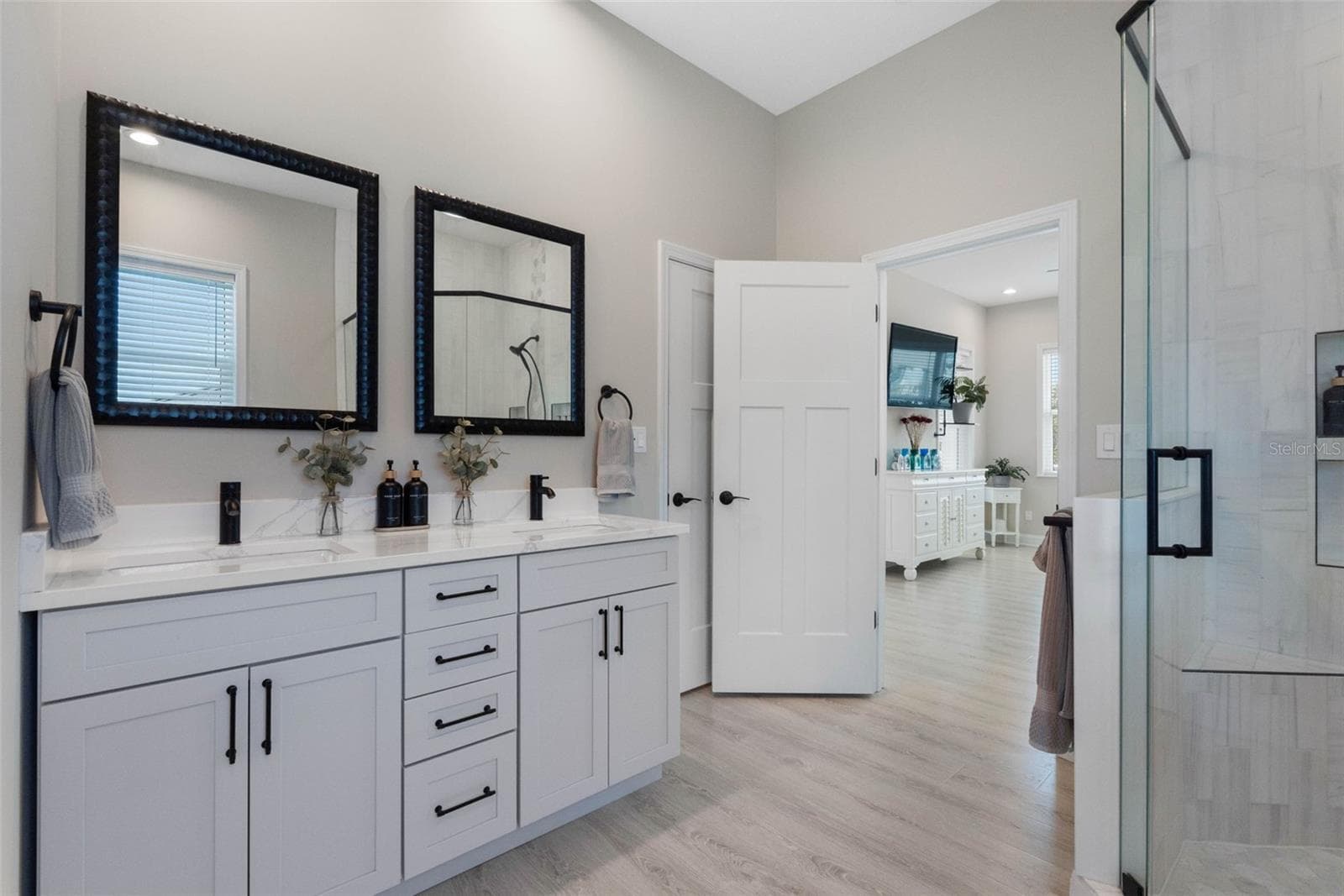 Single Family Residence at 16025 REDINGTON DR, REDINGTON BEACH, photo 24 of 68
