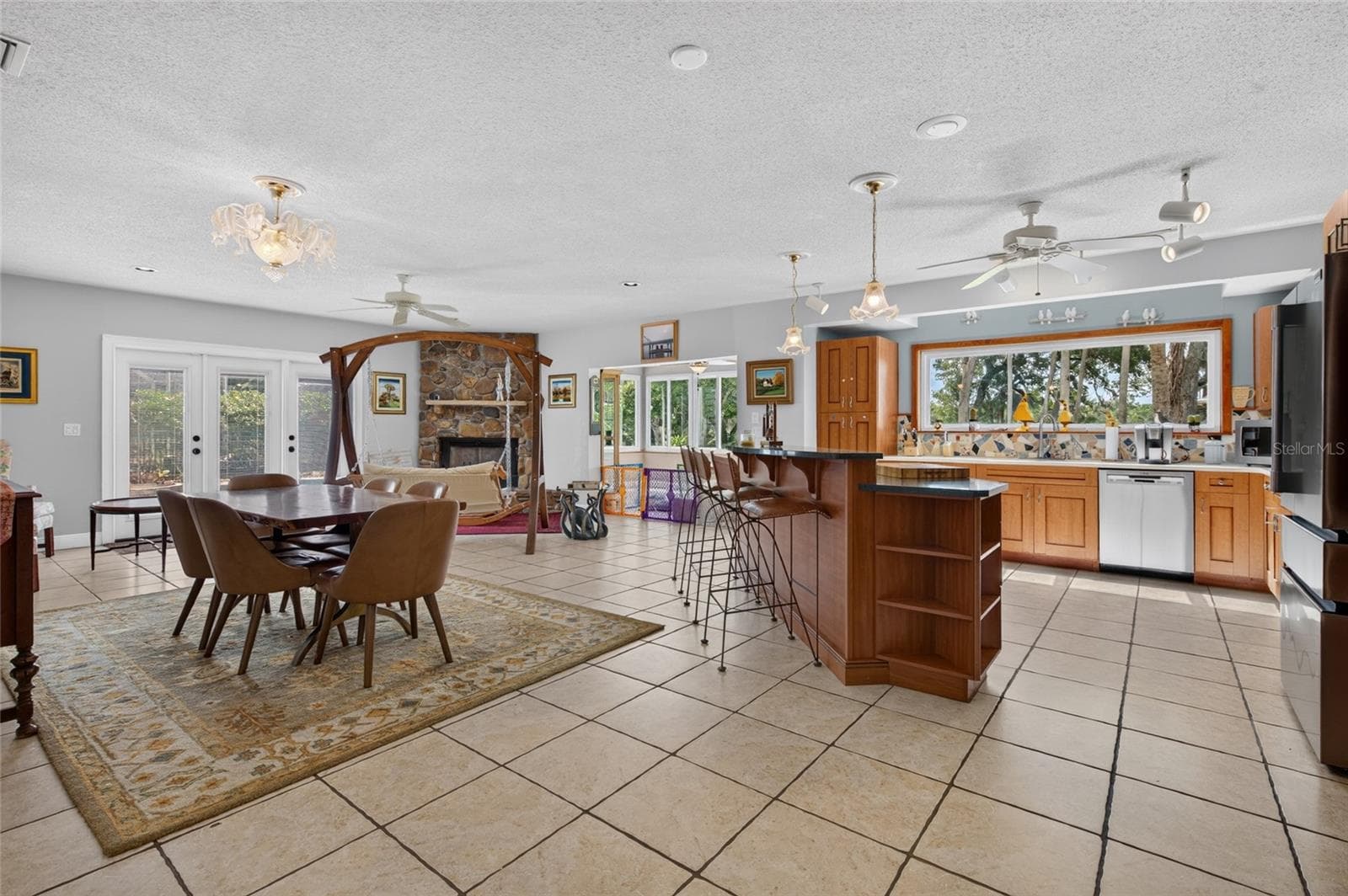 Family room/Kitchen - 6315 PALMAS BAY CIR, PORT ORANGE