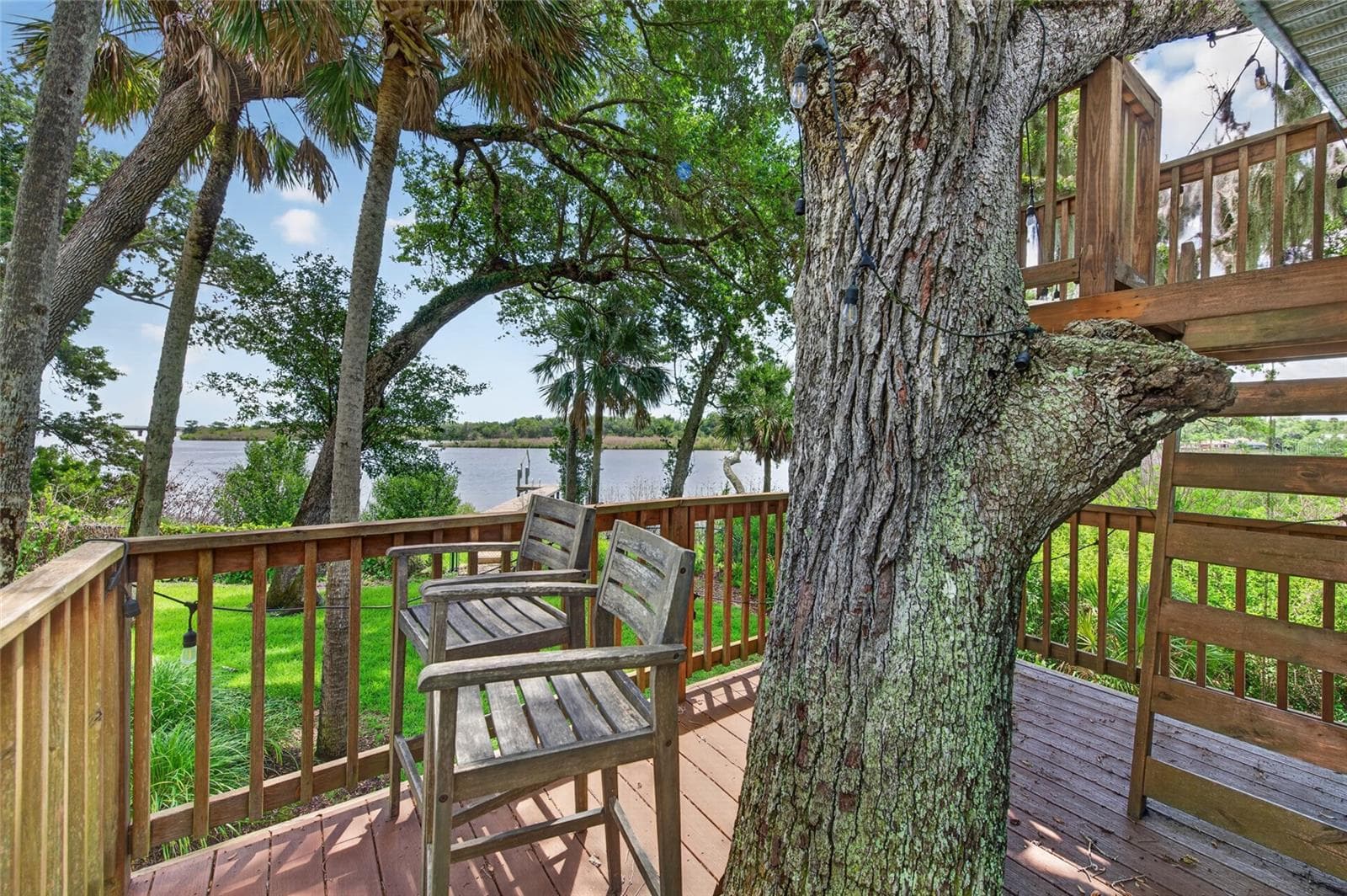 Tree House - 6315 PALMAS BAY CIR, PORT ORANGE