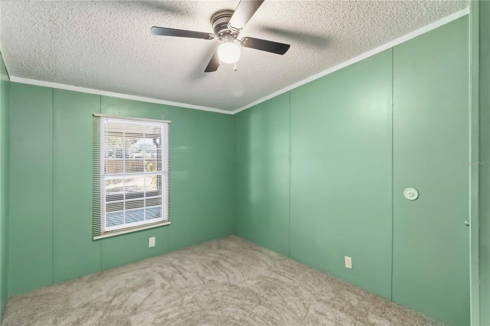 Manufactured Home at 12104 WOODSIDE DR, RIVERVIEW, photo 19 of 32