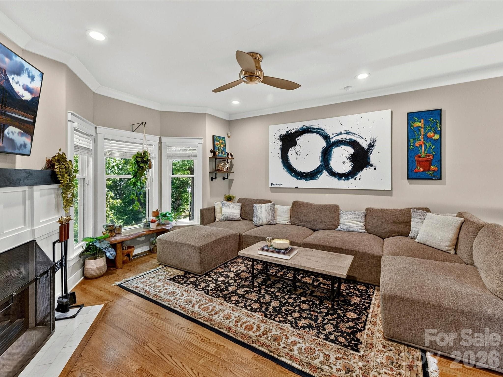 Townhouse at 232 S Clarkson Street, Charlotte, photo 6 of 28