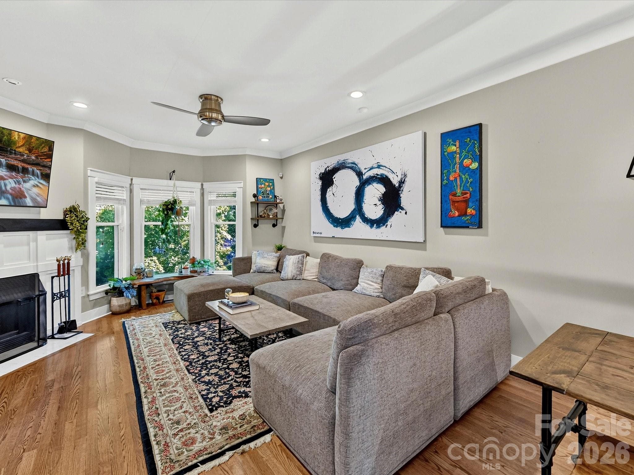 Townhouse at 232 S Clarkson Street, Charlotte, photo 7 of 28