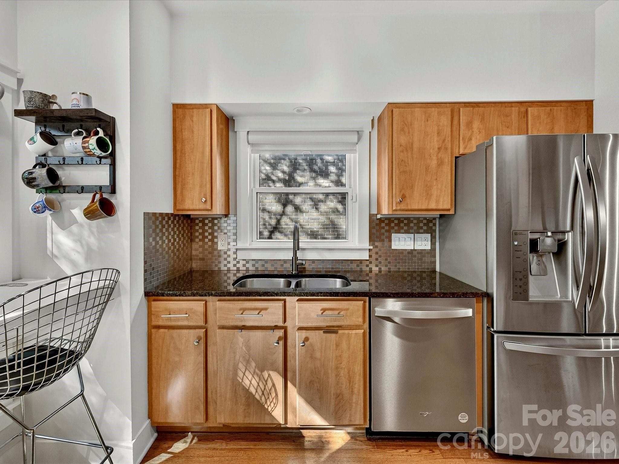 Townhouse at 232 S Clarkson Street, Charlotte, photo 11 of 28