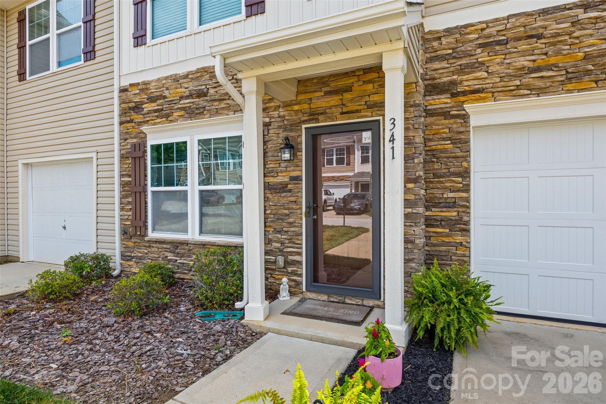 Townhouse at Clover, photo 3 of 30