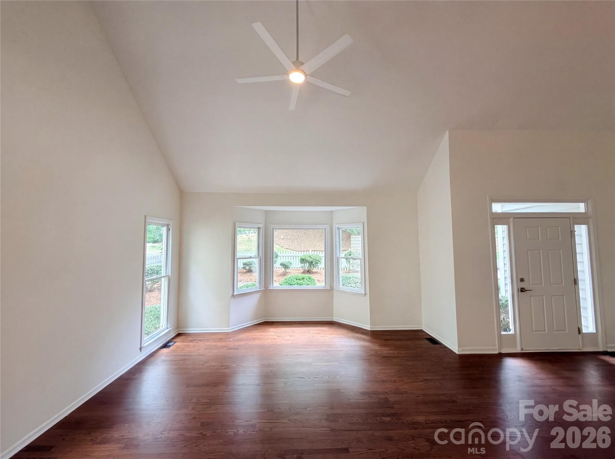Single Family Residence at 5908 Bookbinders Lane, Charlotte, photo 7 of 21