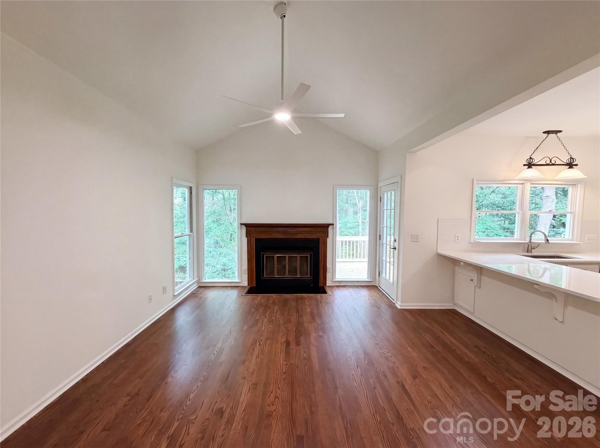 Single Family Residence at 5908 Bookbinders Lane, Charlotte, photo 8 of 21