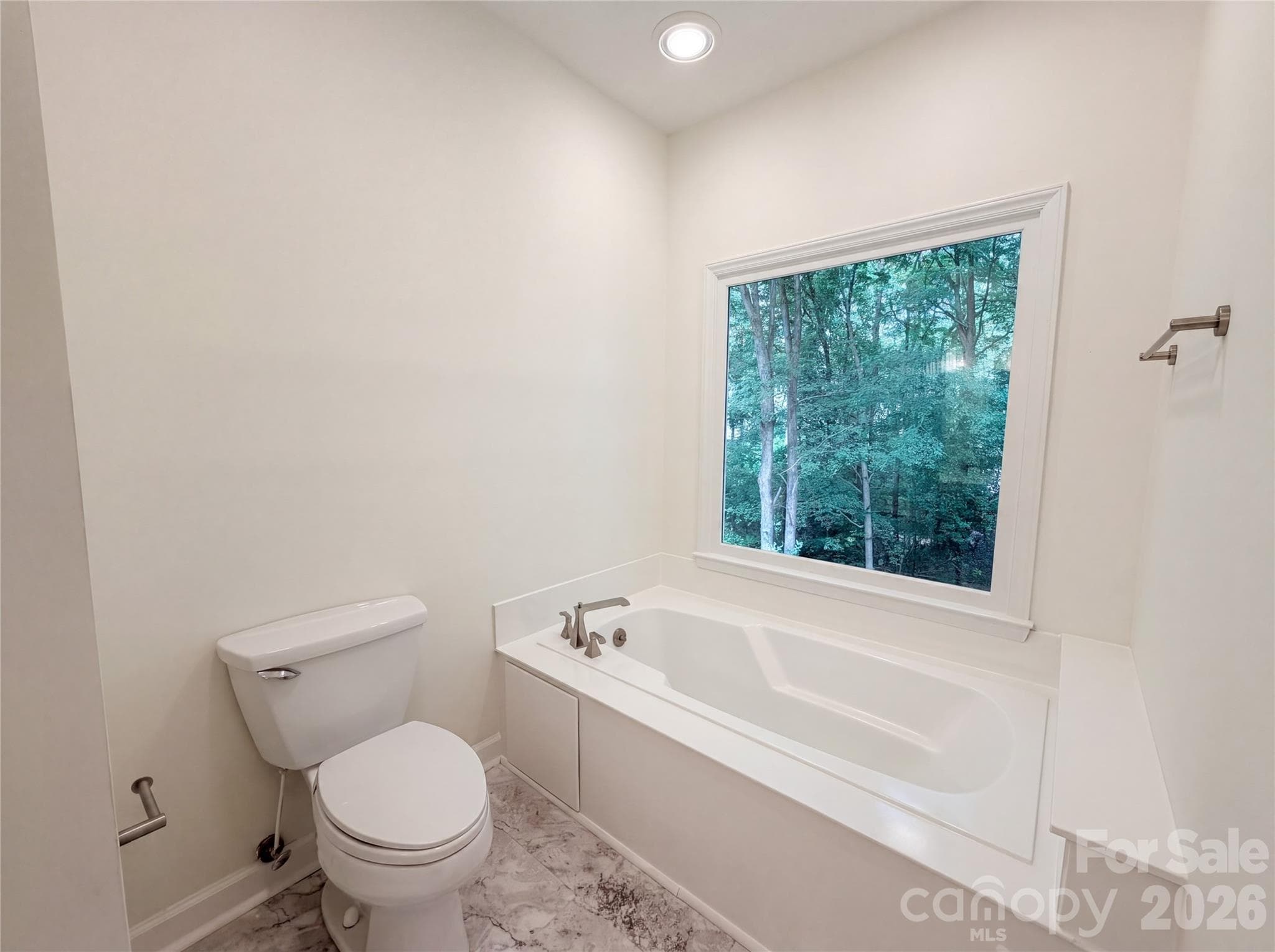 Single Family Residence at 5908 Bookbinders Lane, Charlotte, photo 14 of 21