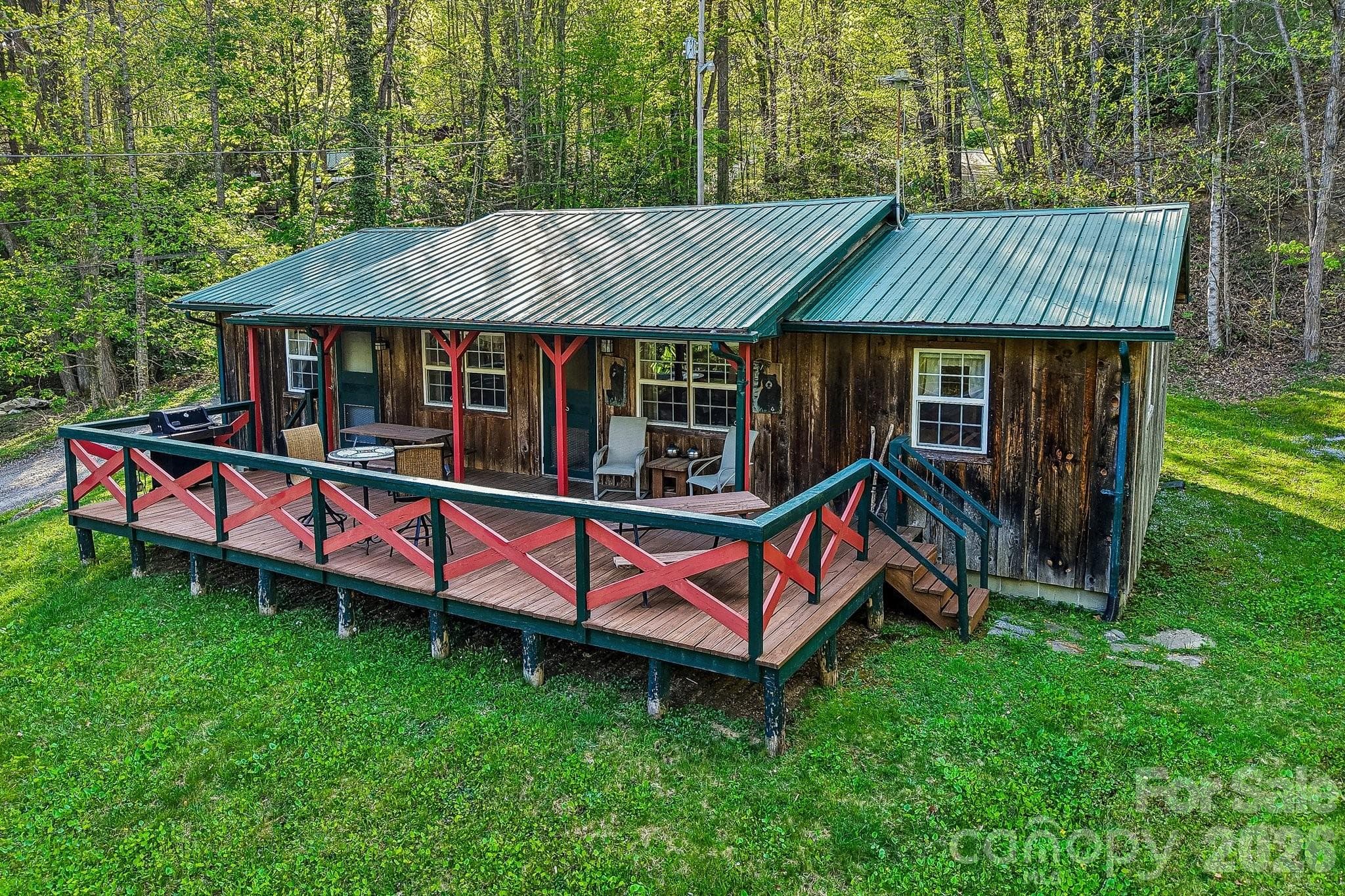 None at Maggie Valley, photo 4 of 36