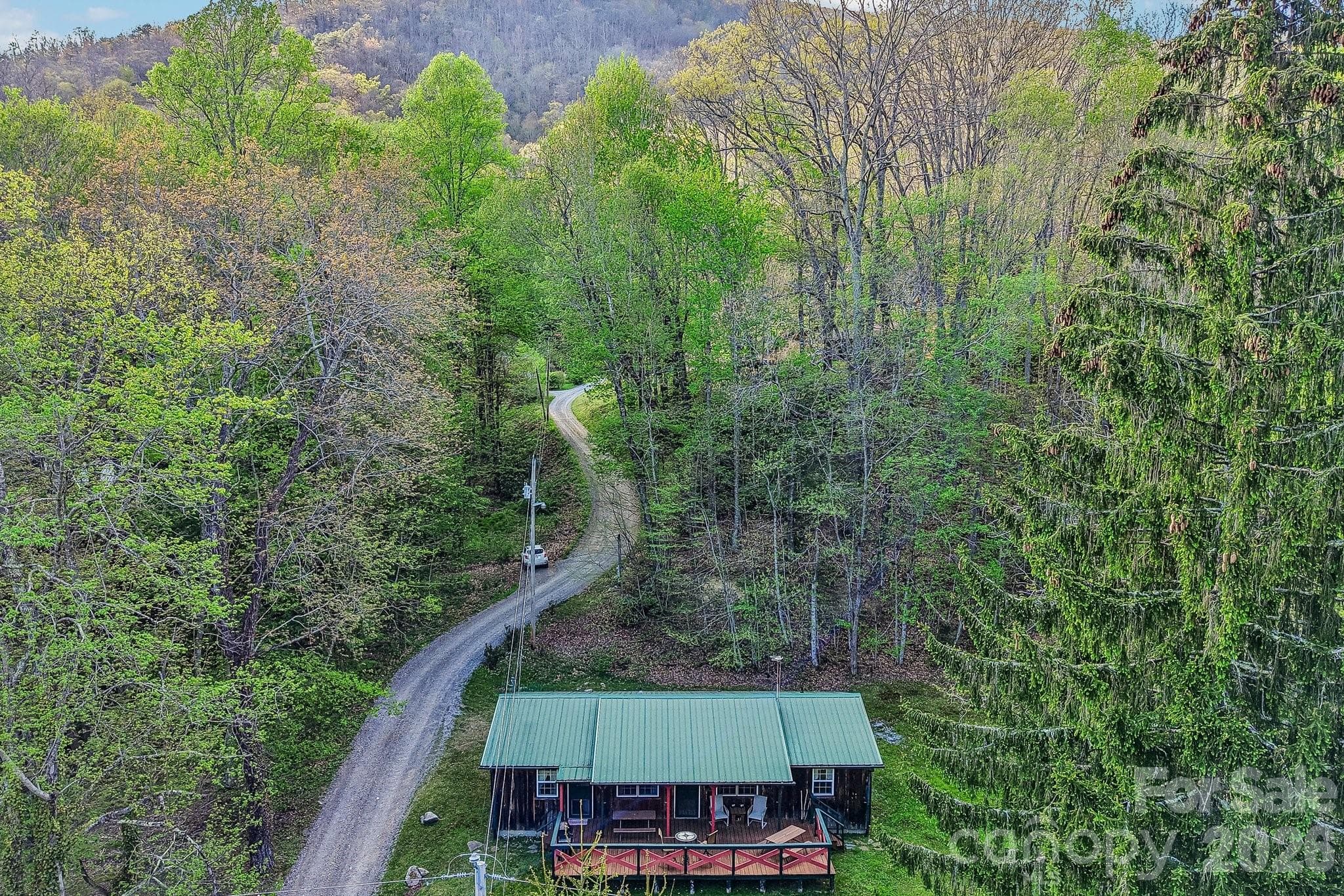 None at Maggie Valley, photo 35 of 36