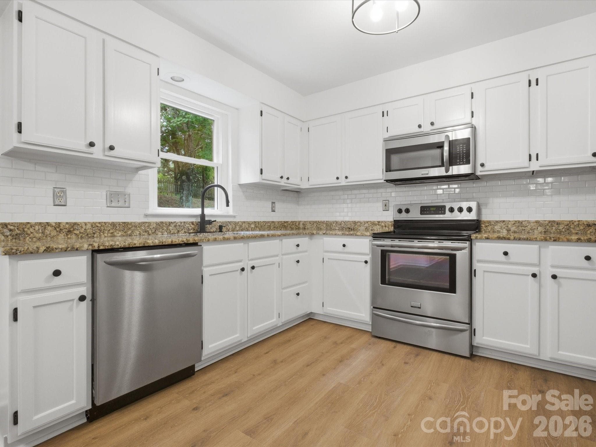 Single Family Residence at 12332 Old Prairie Road, Charlotte, photo 11 of 25