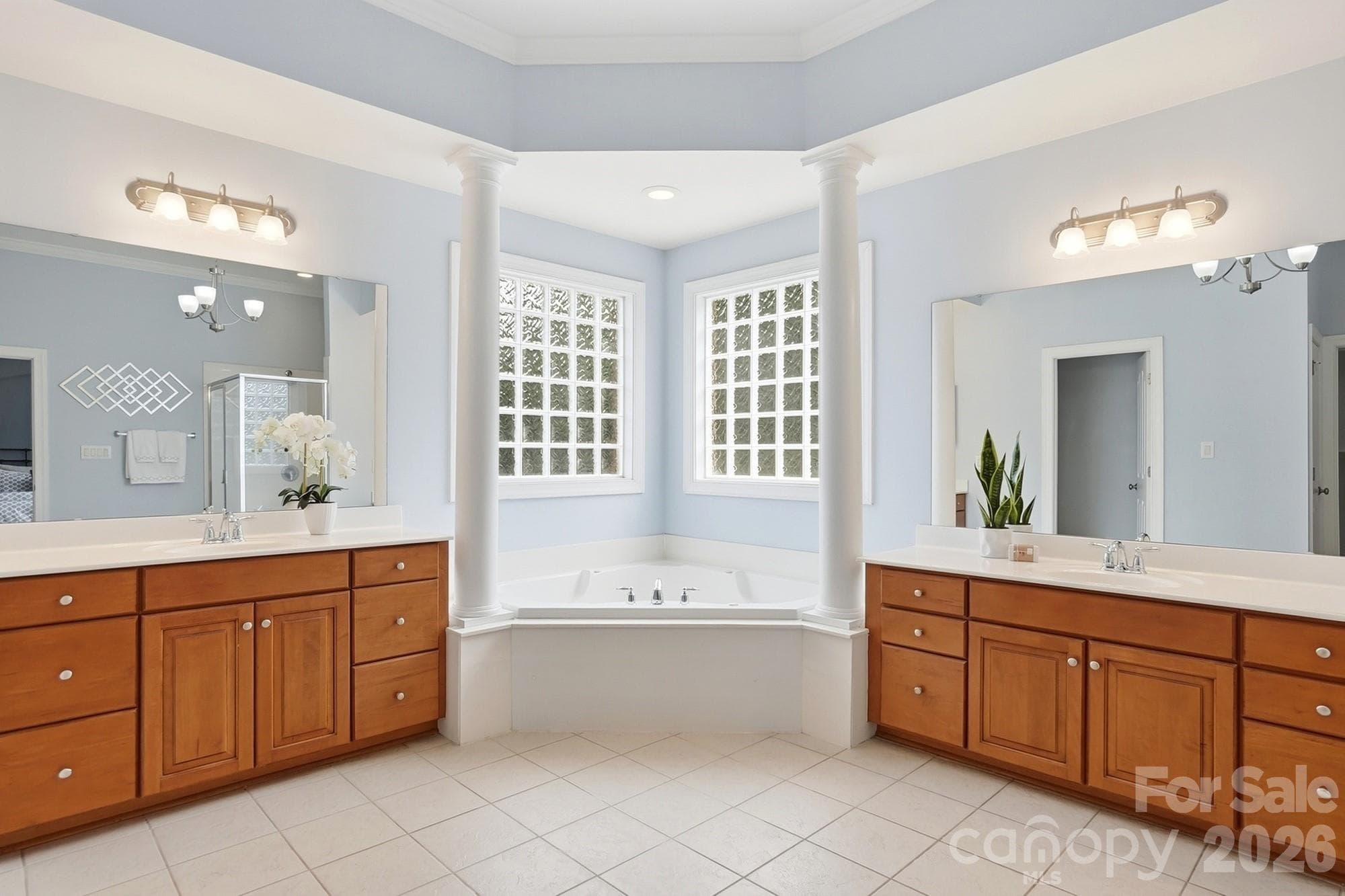Spacious primary bath - 507 Five Leaf Lane, Waxhaw