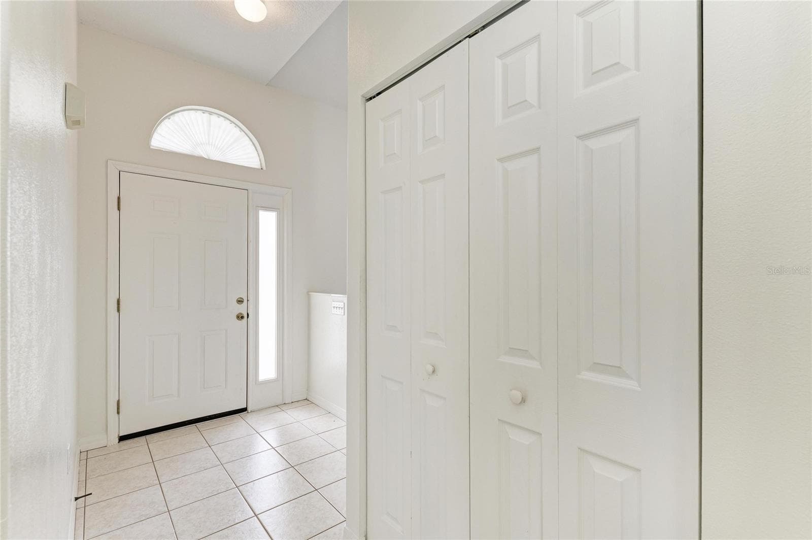 Foyer and large closet - 3213 45TH AVE E, BRADENTON