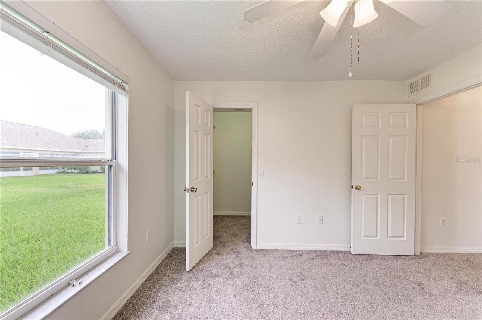 Bedroom 3 with walk-in closet - 3213 45TH AVE E, BRADENTON