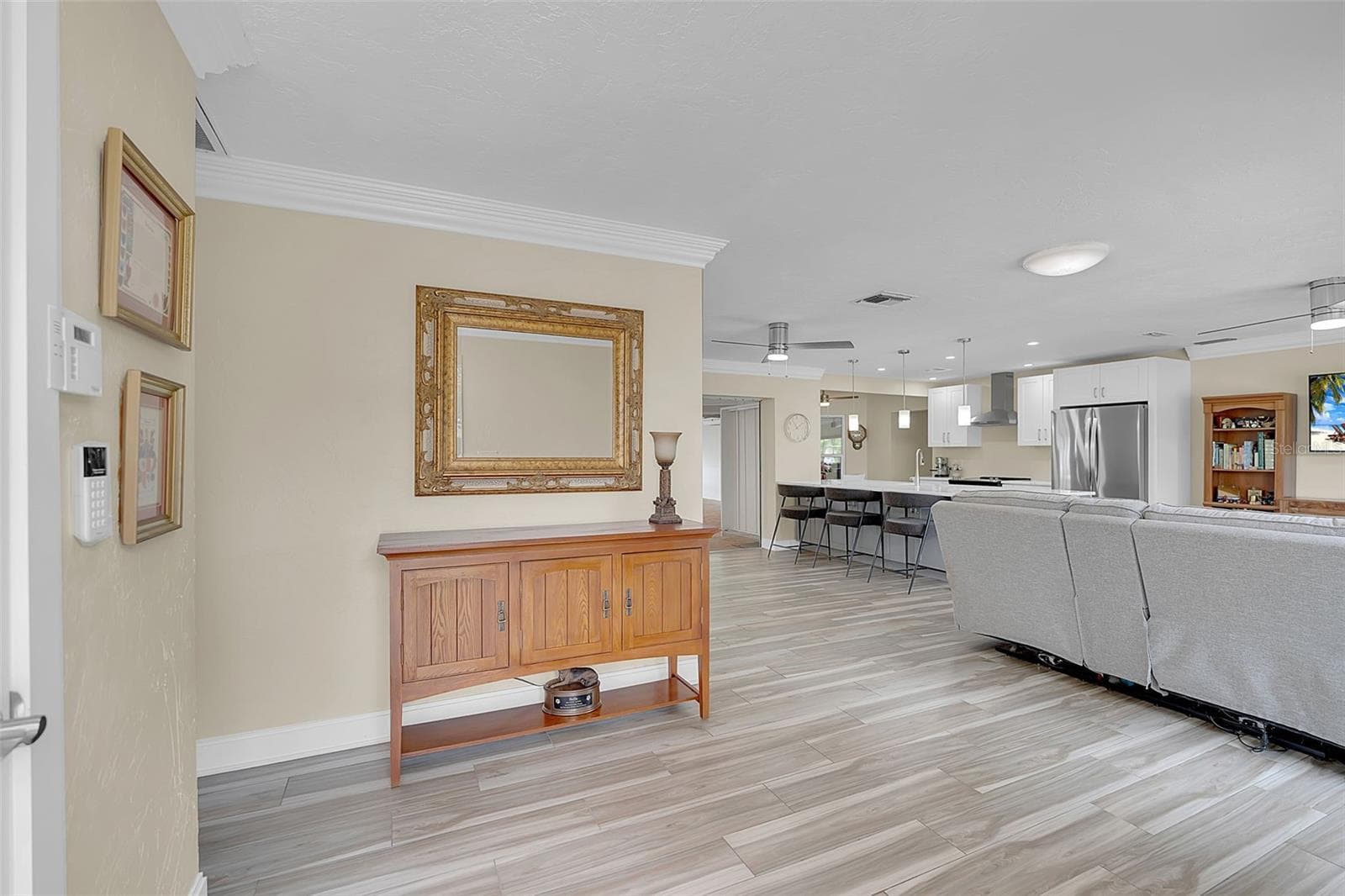 Single Family Residence at 332 SHORE DR, ELLENTON, photo 14 of 66