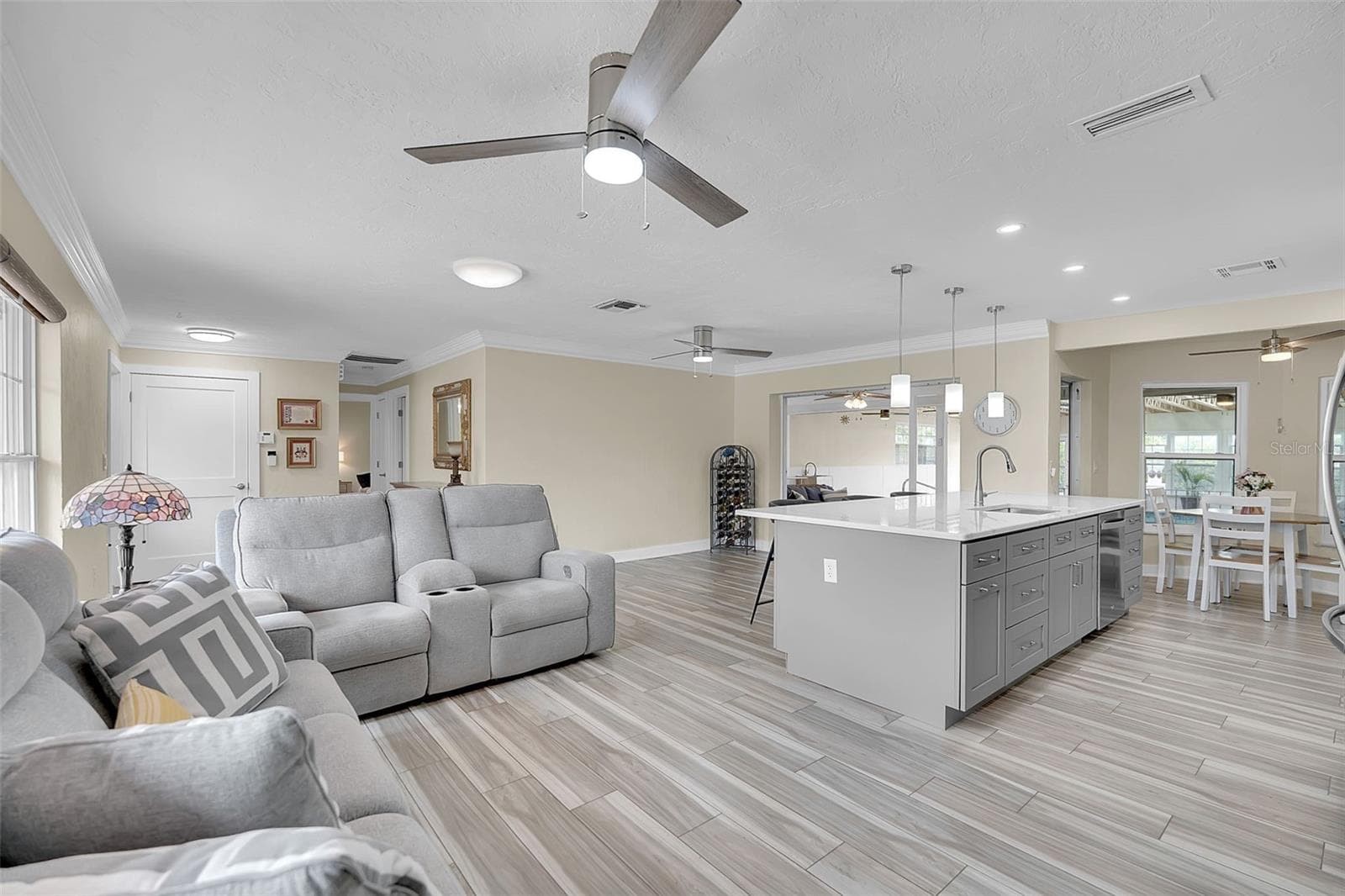 Single Family Residence at 332 SHORE DR, ELLENTON, photo 16 of 66